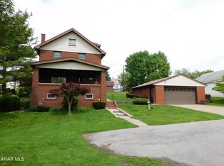 512 Grant Ave, Altoona, PA 16602