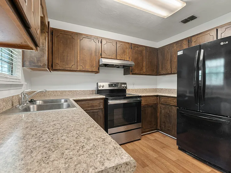 2434 Jolene Ln — Photo 20