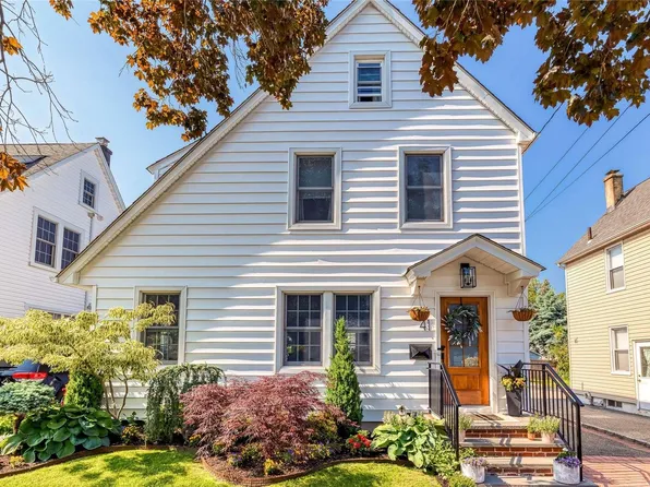 41 Cornell Street, North Hempstead, NY 11596