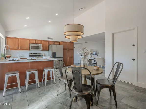 3449 W MURIEL Drive, Phoenix, AZ 85053