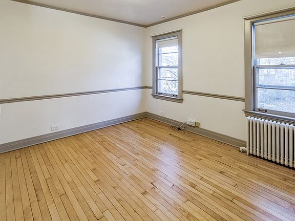 5th image of 1694 S Cora St