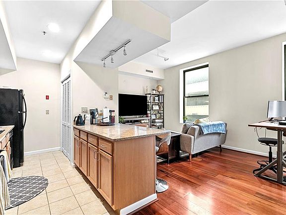 4th image of 79-87 Washington St Unit 207