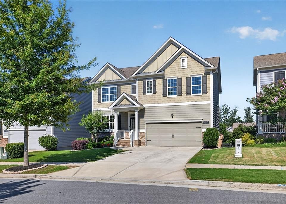 1st image of 6732 Scarlet Oak Way