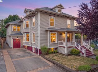 1337 SE Lexington St, Portland, OR 97202