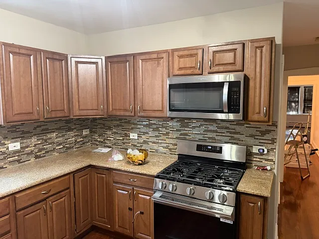 1847 Wesley Ave — Photo 12