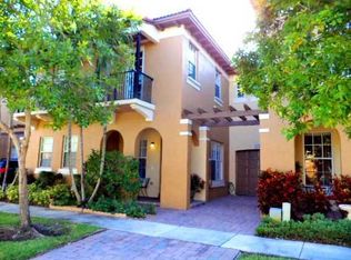 4433 Arabian Way, Davie, FL 33328