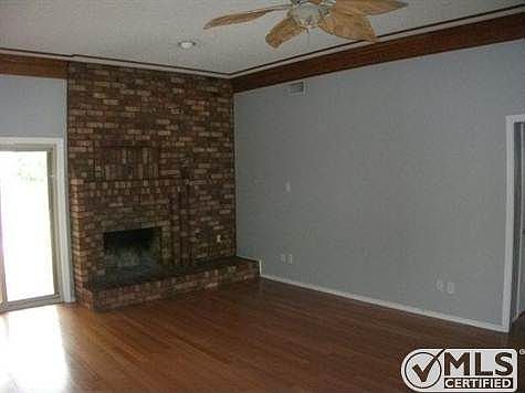 2nd image of 2513 Stone Hollow Dr