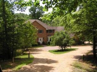 108 Fox Meadows Rd, Lynchburg, VA 24503