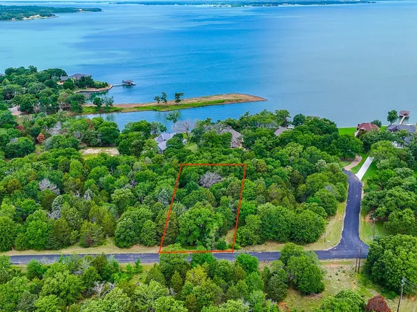 2 Shiloh Rd, Streetman, TX 75859