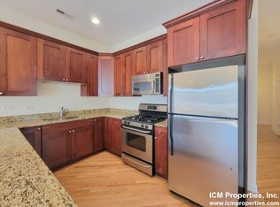 1432 W Belmont Ave #4F, Chicago, IL 60657