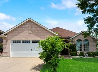 301 Wenrick Dr, Roanoke, TX 76262