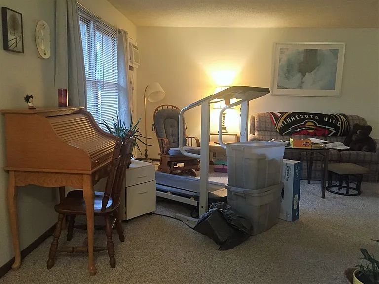 2330 Sessions St — Photo 2