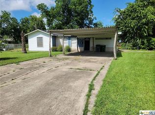 1602 Bowie Dr, Victoria, TX 77901