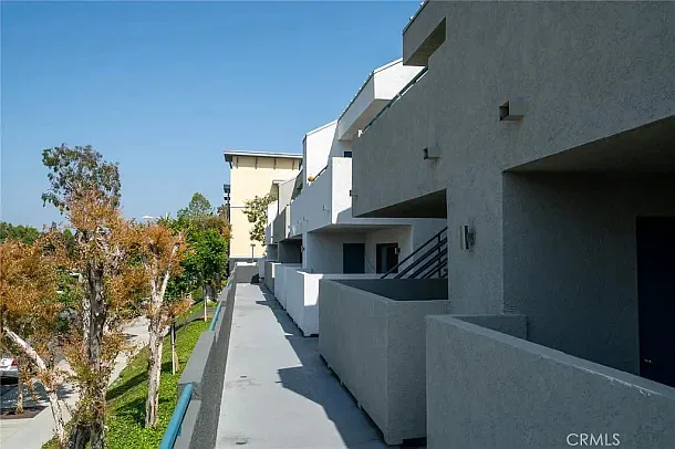 2 bed, $3,095 — Photo 3