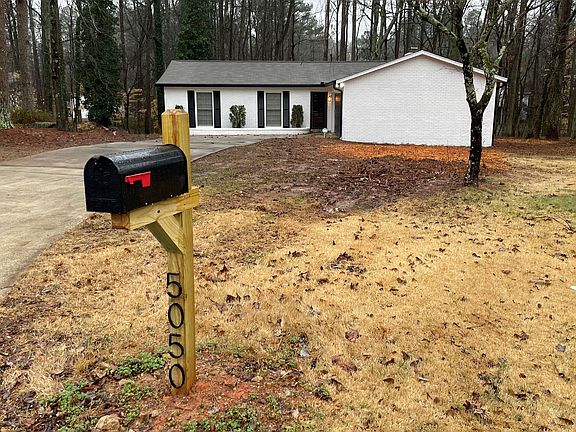 3rd image of 5050 Valley Ct