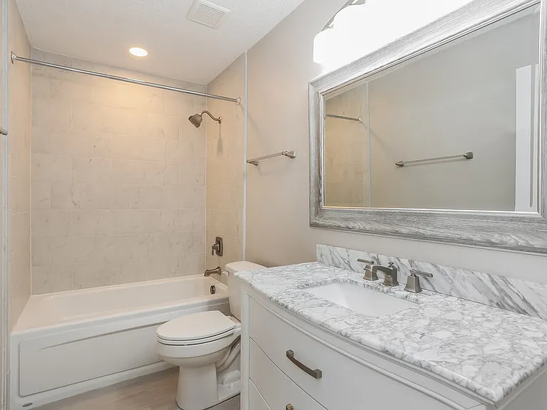 12639 Ashmore Green Dr N — Photo 18