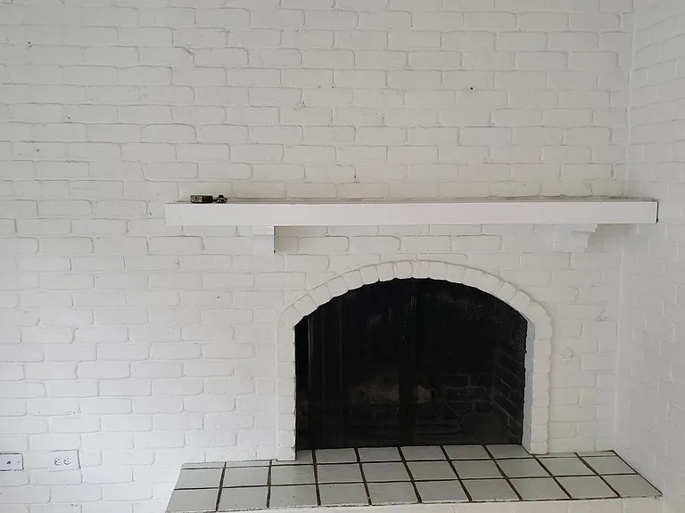 3016 Overton Park Dr W — Photo 8