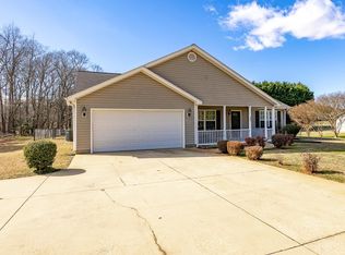 600 E Victor Hill Rd, Duncan, SC 29334