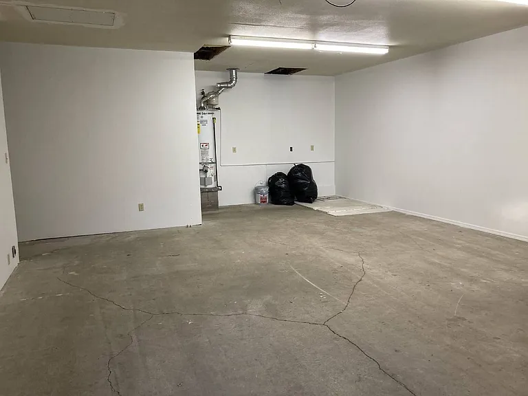 2037 NE Stephens St #1 — Photo 13