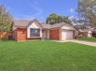 2916 Creekwood Ln, Fort Worth, TX 76123