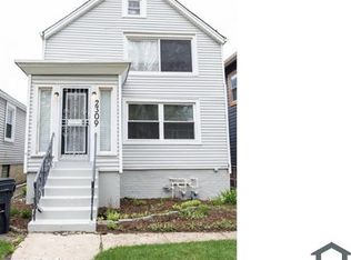 2309 Foster St #1, Evanston, IL 60201