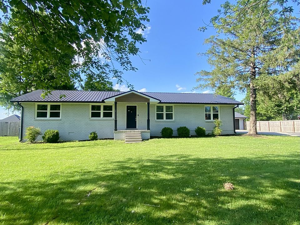 1st image of 136 Hillcrest St