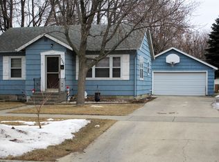 1228 Idaho Ave SE, Huron, SD 57350
