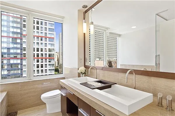 Sold by R New York | media 6