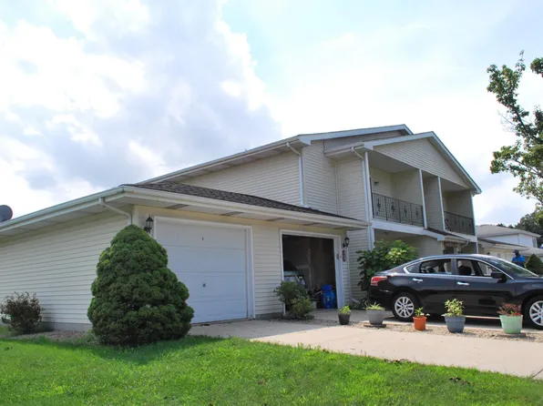 247 Barbara Jean Dr, Schererville, IN 46375