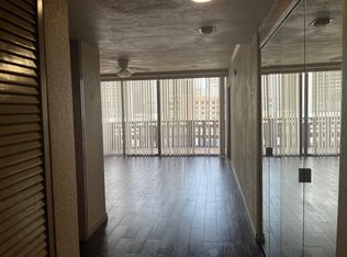 2016 Main St APT 911, Houston, TX 77002