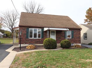 117 Old Mill Rd, Ephrata, PA 17522