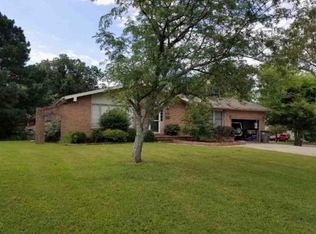 1913 Westwood Dr, Murray, KY 42071
