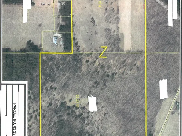 East Rd, Waupaca, WI 54981