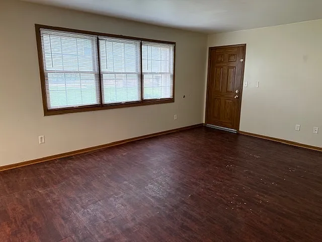 505 Monroe Street - B — Photo 3
