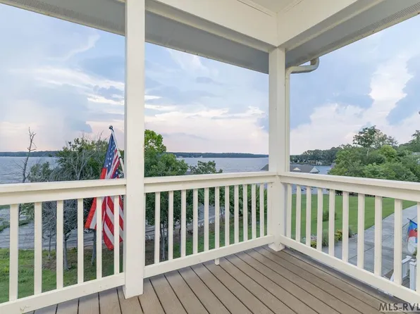 152 Softwinds Dr, Littleton, NC 27850
