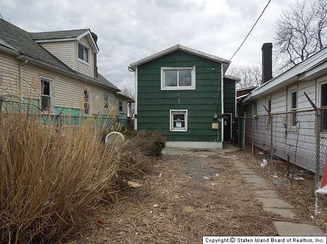 1st image of 20 Kissam Ave