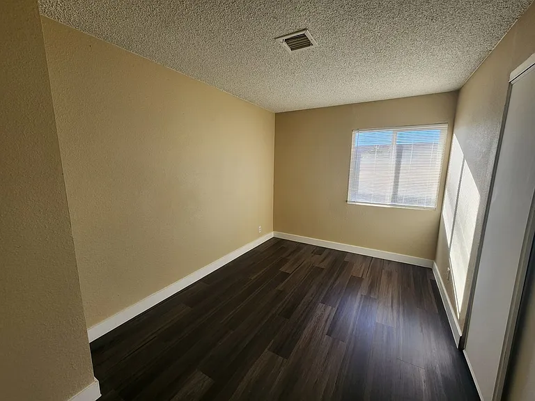 1705 Breckenwood Ct #3 — Photo 12