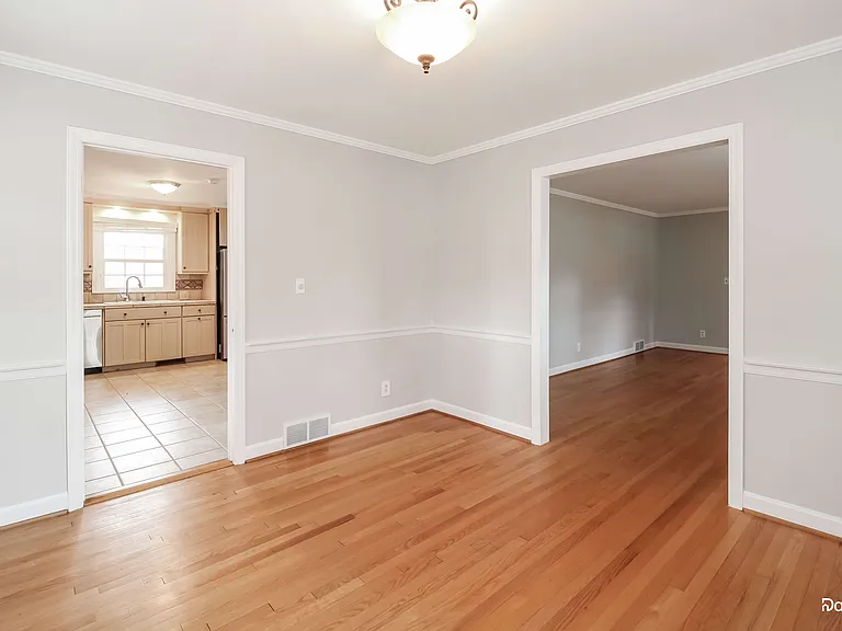 2981 Ormond Dr — Photo 7