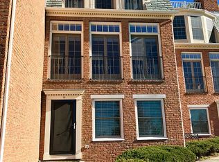 200 Lake St APT 1, Burlington, VT 05401