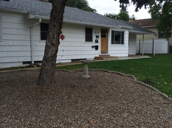 824 3rd Ave West, 824 3rd Ave W #3, Dickinson, ND 58601