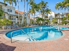 Sheridan Ocean Club Apartments