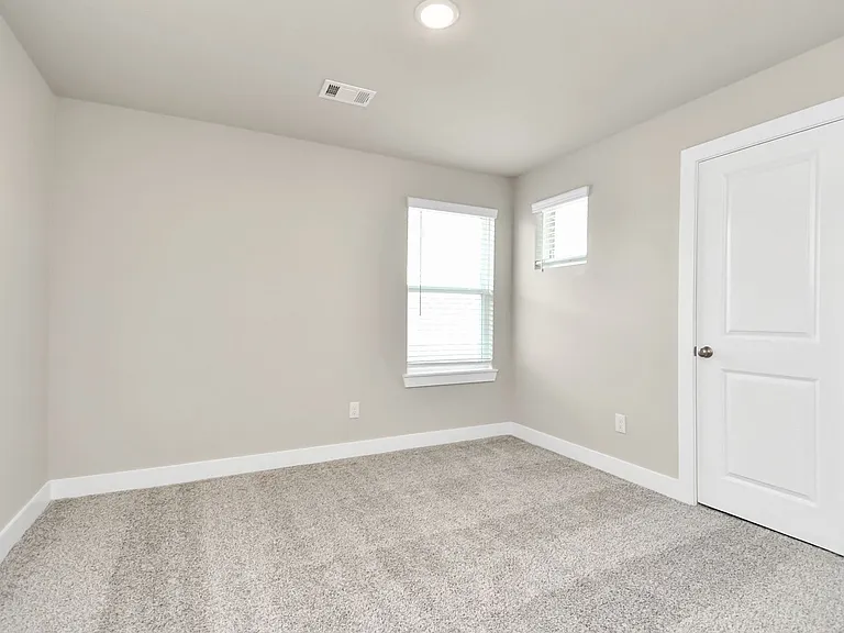 21035 Bay Village Dr #A — Photo 38