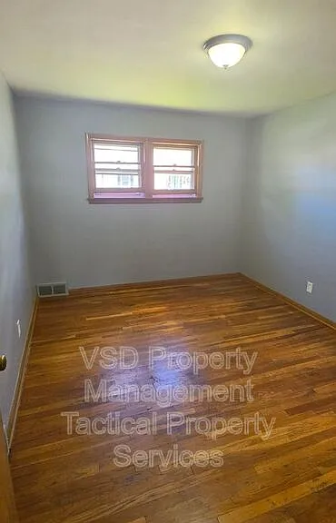 19268 Stafford Ave — Photo 15