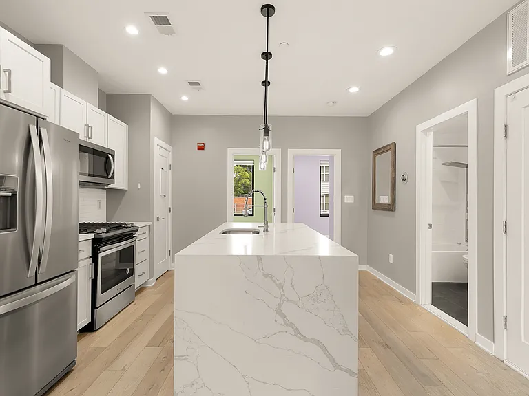 507 Kennedy St NW #6 — Photo 9
