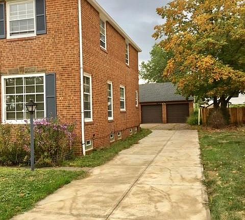 2nd image of 3289 Rocky River Dr