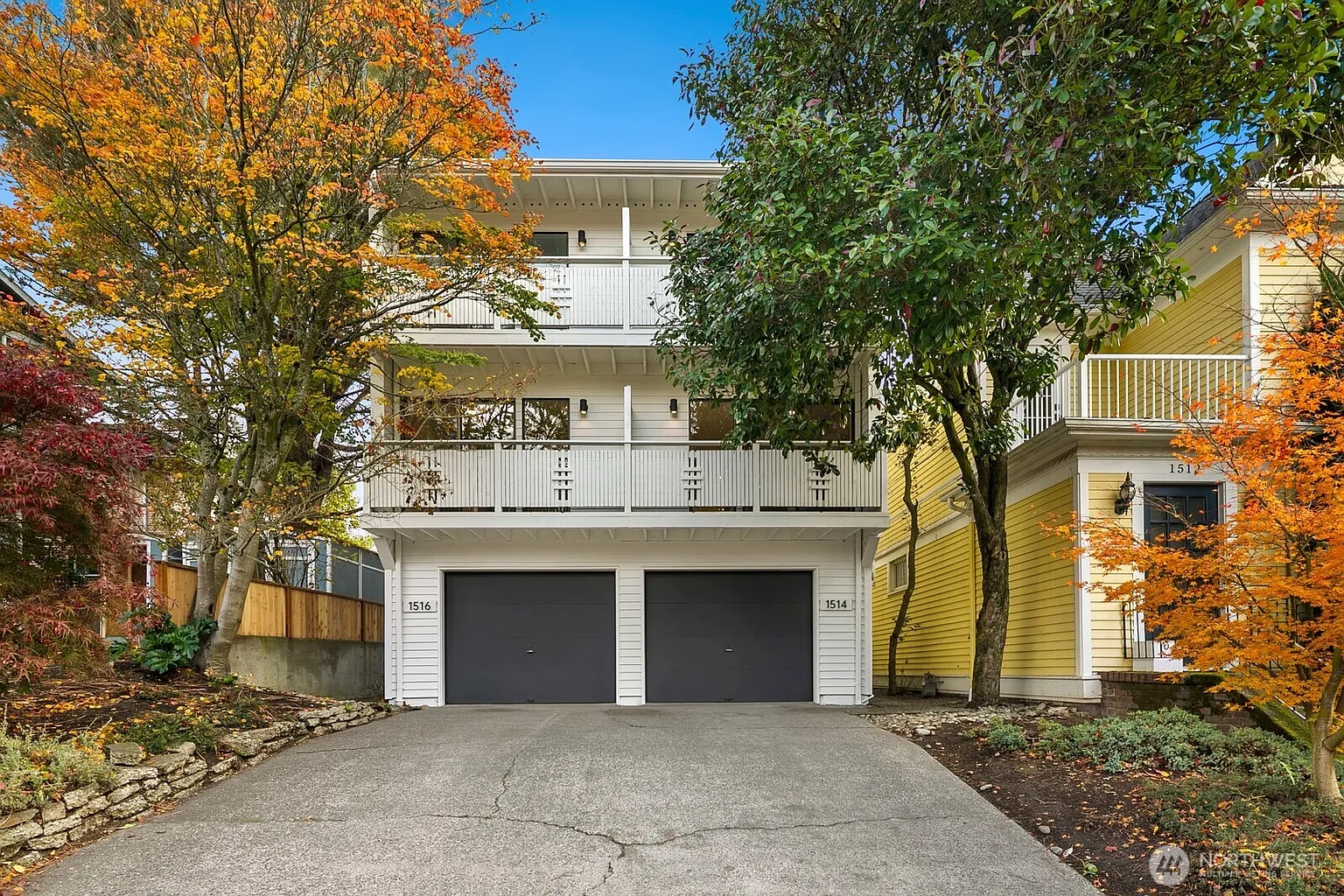 1514 Nob Hill Avenue N photo 1