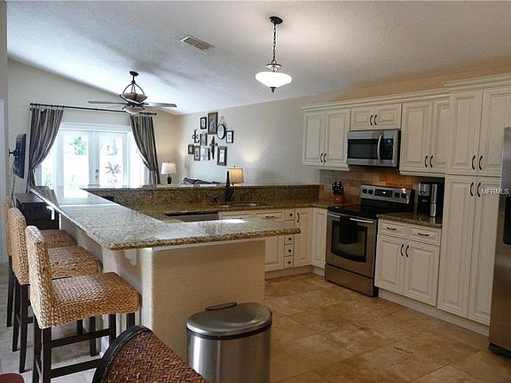 2nd image of 753 Minerva Ln