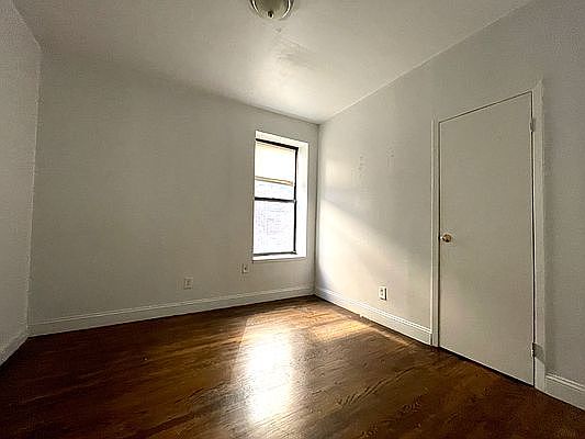 5th image of 375 Edgecombe Ave APT 12