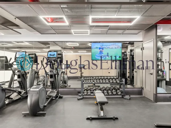 295 Park Avenue South image 9 of 17