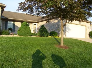 4532 Elk Meadows Ln, Smithton, IL 62285